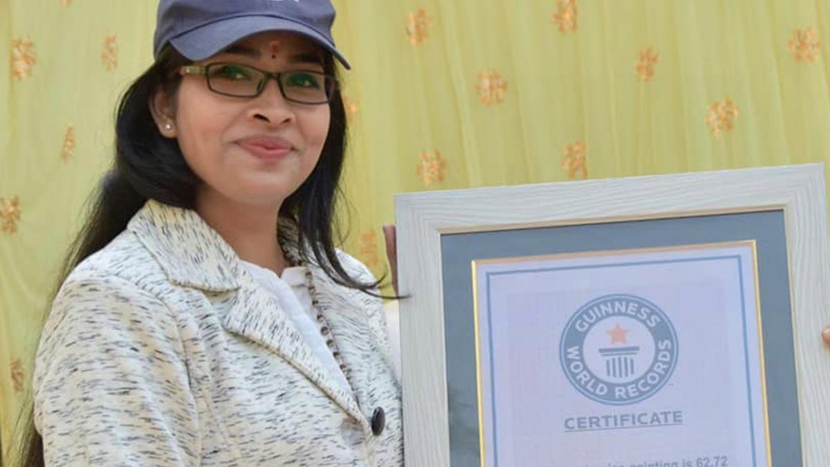 Neha singh of balia named in guiness book for the world 