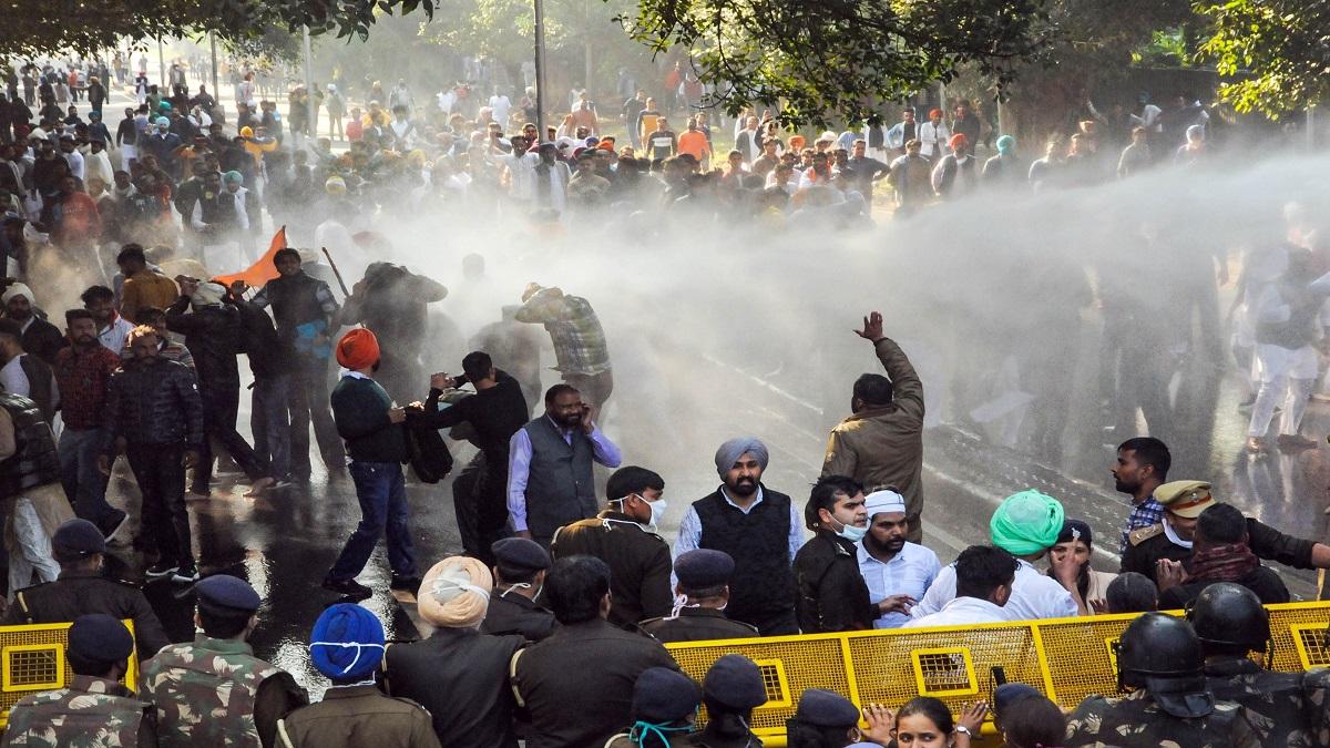 Farmers protest against modi government (File Photo-PTI)