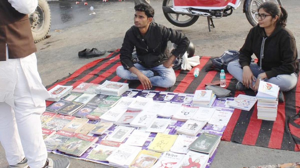 unique bookstore in Ghazipur border amid Farmers movement