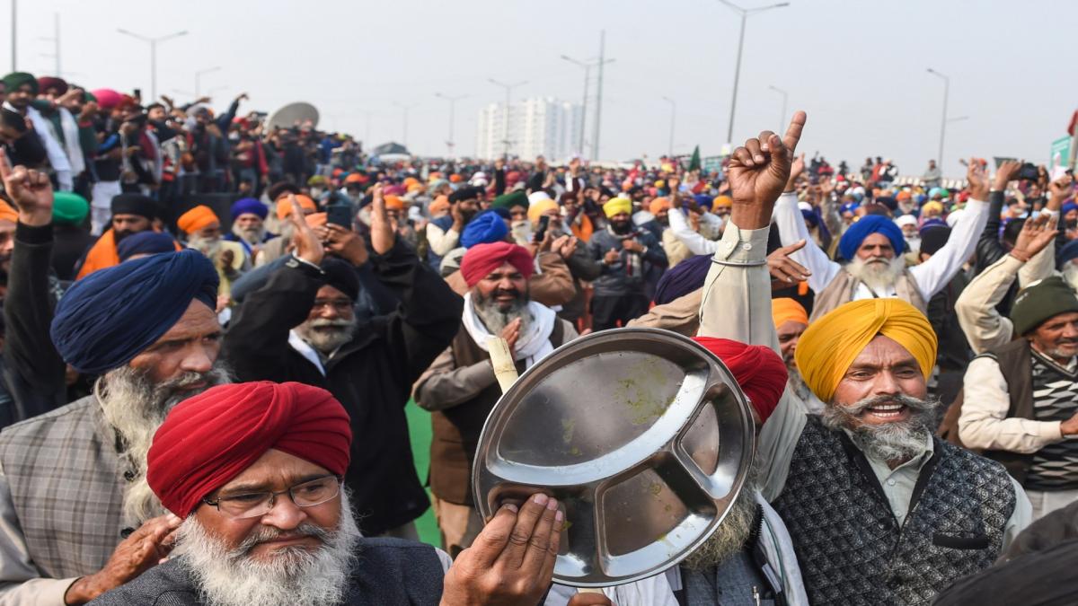 farmers at ghazipur border