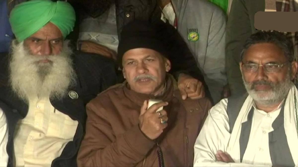 Farmers' reject govt proposal, call it meaningless