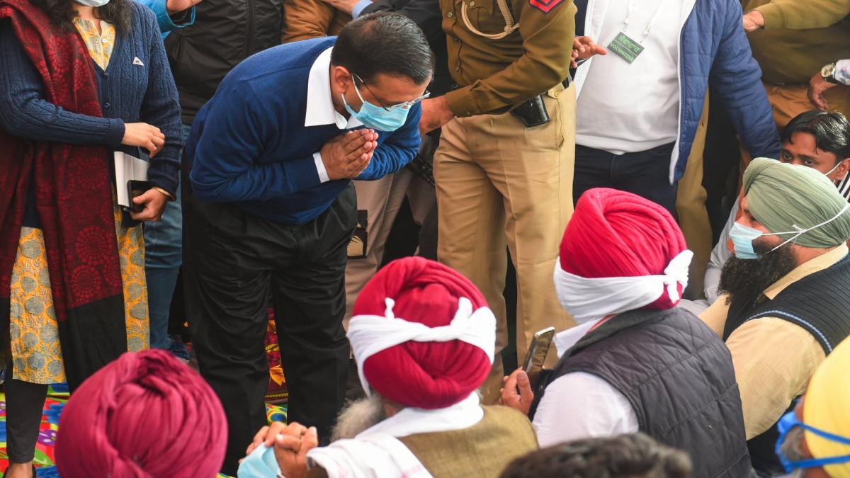 kejriwal at singhu border