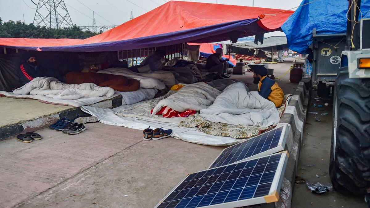 farmers movement continues in freezing winter