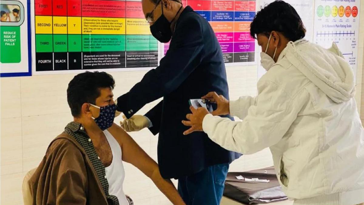 AajTak reporter participates in Covaxin trials