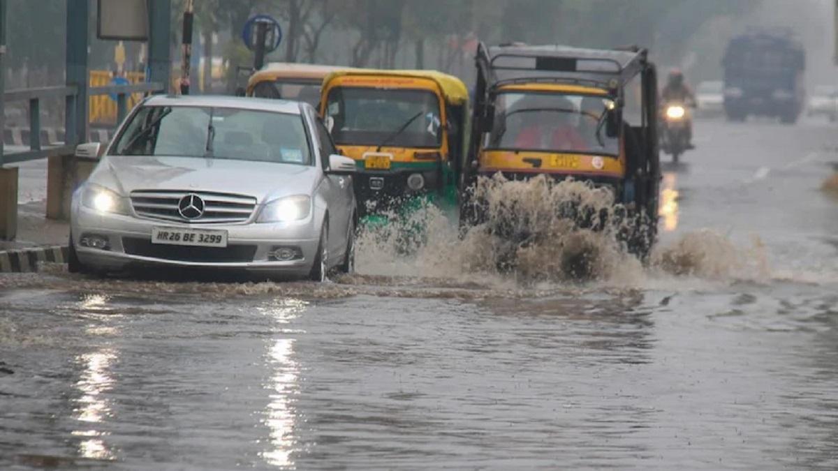 Rain, Cold weather continue in Delhi NCR (Photo-PTI)