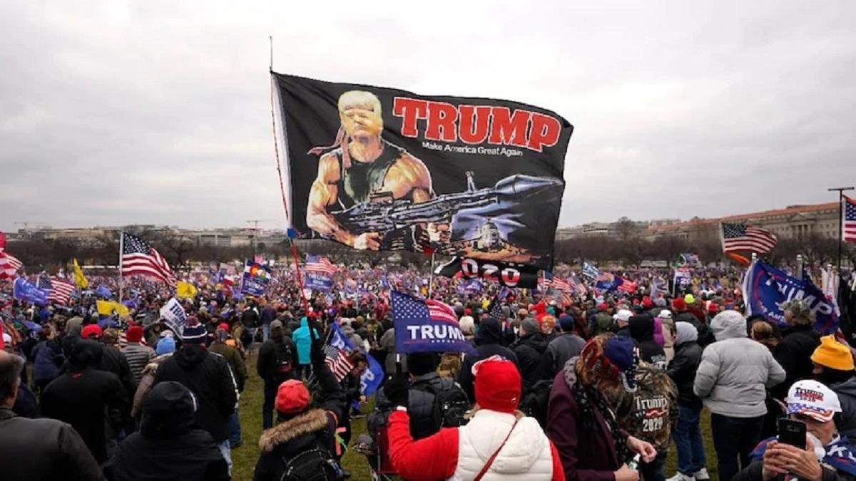 Trump supporters at a rally in support of the outgoing US president in Washington on January 6 (Photo Credits: AP)