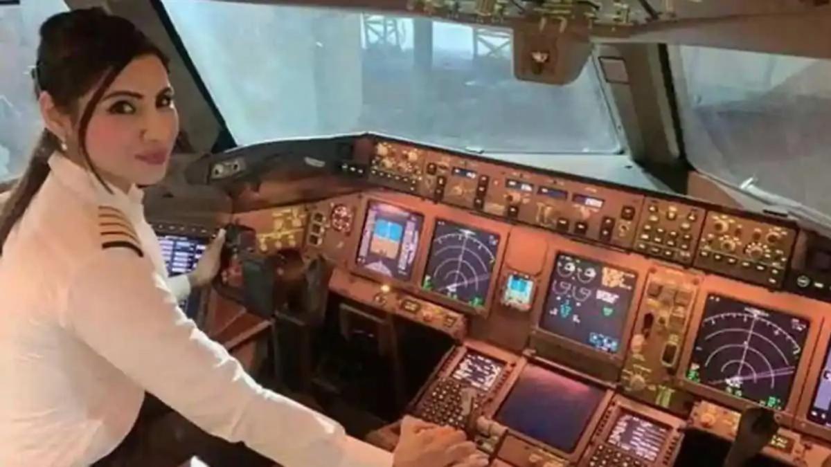indian female pilots