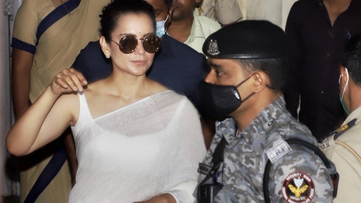 Kangana ranaut reached police station 