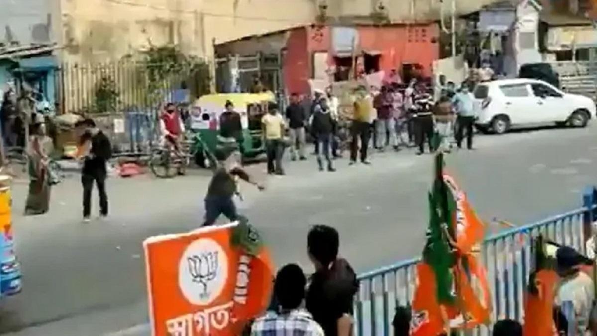 Clashes took place at the Kolkata BJP rally despite heavy police presence. (Screengrab from ANI video)
