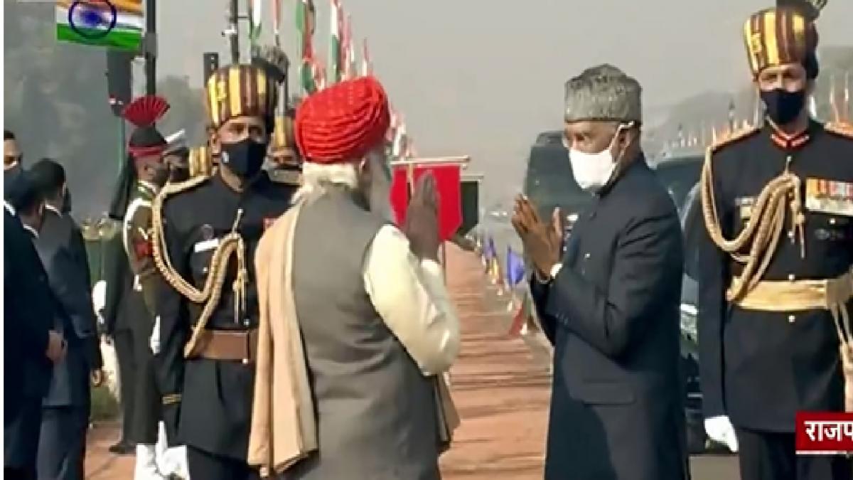 PM Modi welcomes President