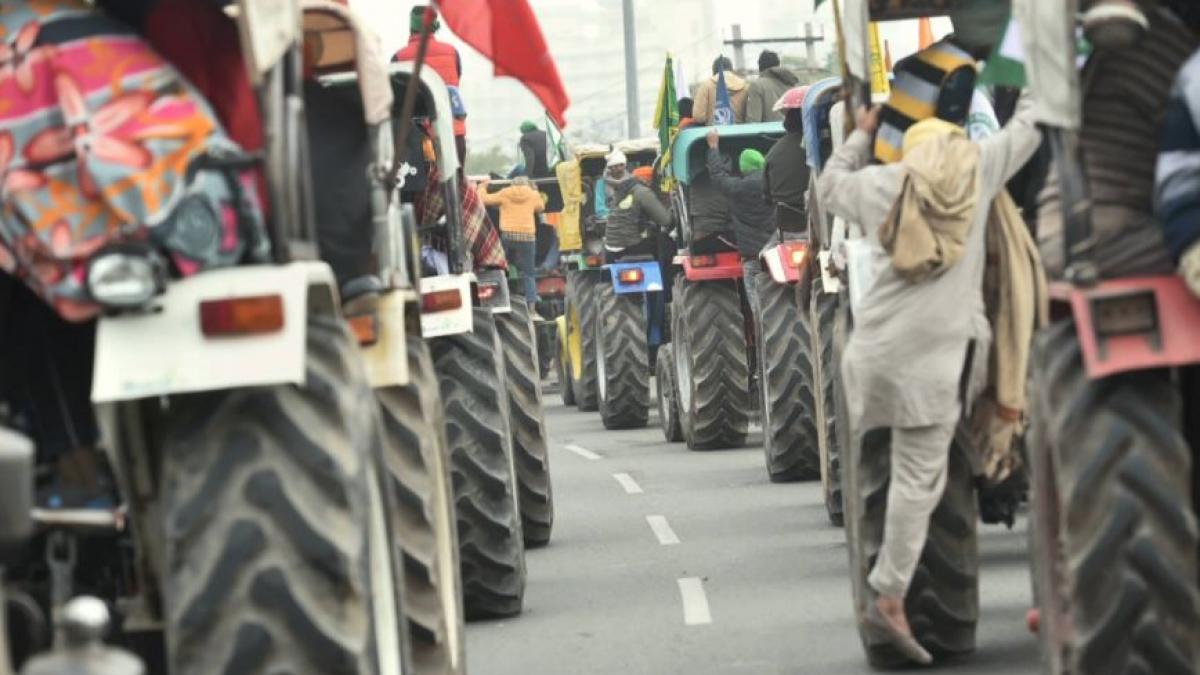 tractor march