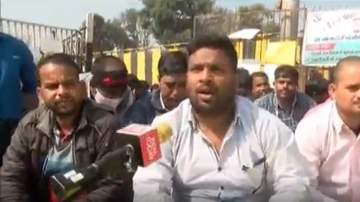 झारखंड़ में बेरोजगारी के खिलाफ आंदोलन जारी 