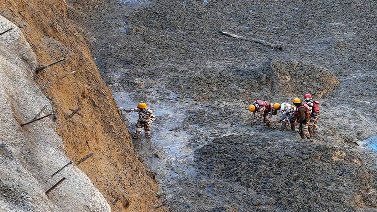 Security personnel at the site in Uttarakhand (Source: India Today)
