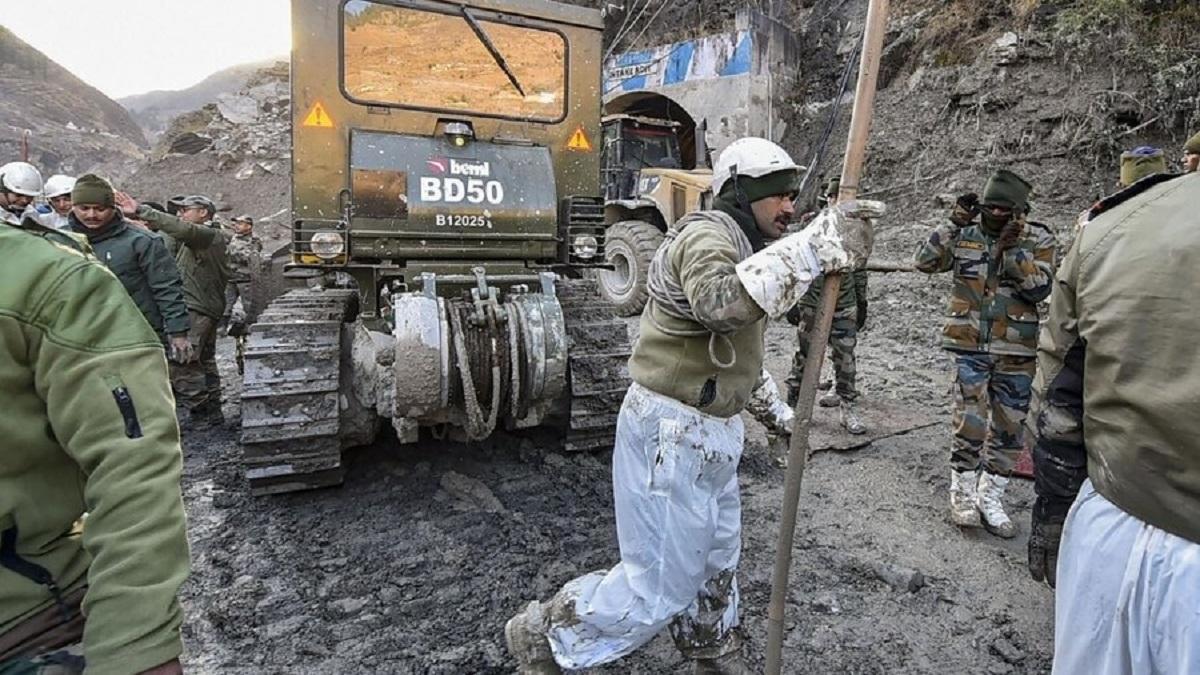 चमोली हादसे में लापता कई लोग (फोटो-PTI)