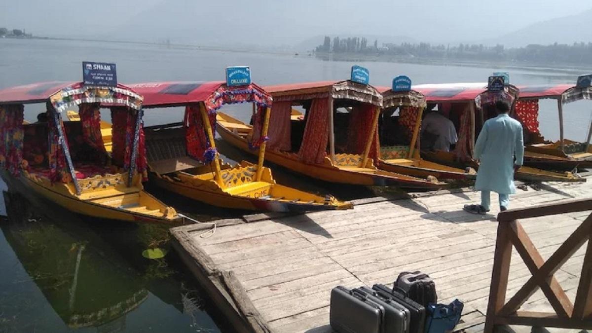 Normalcy back to kashmir (File Photo)