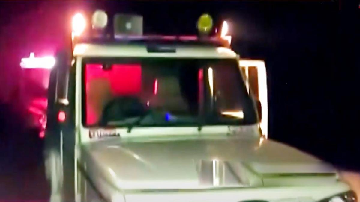 Kasganj Liquor mafia kills police constable 