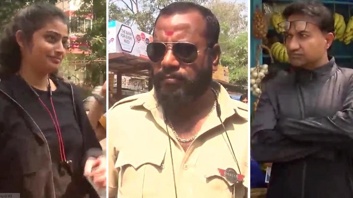 People seen without mask in Pune