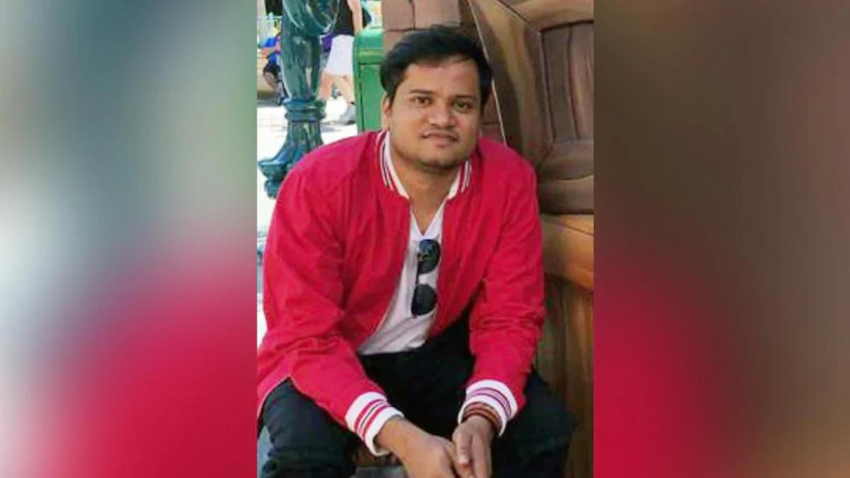 शांतनु मुलुक (फाइल फोटो)