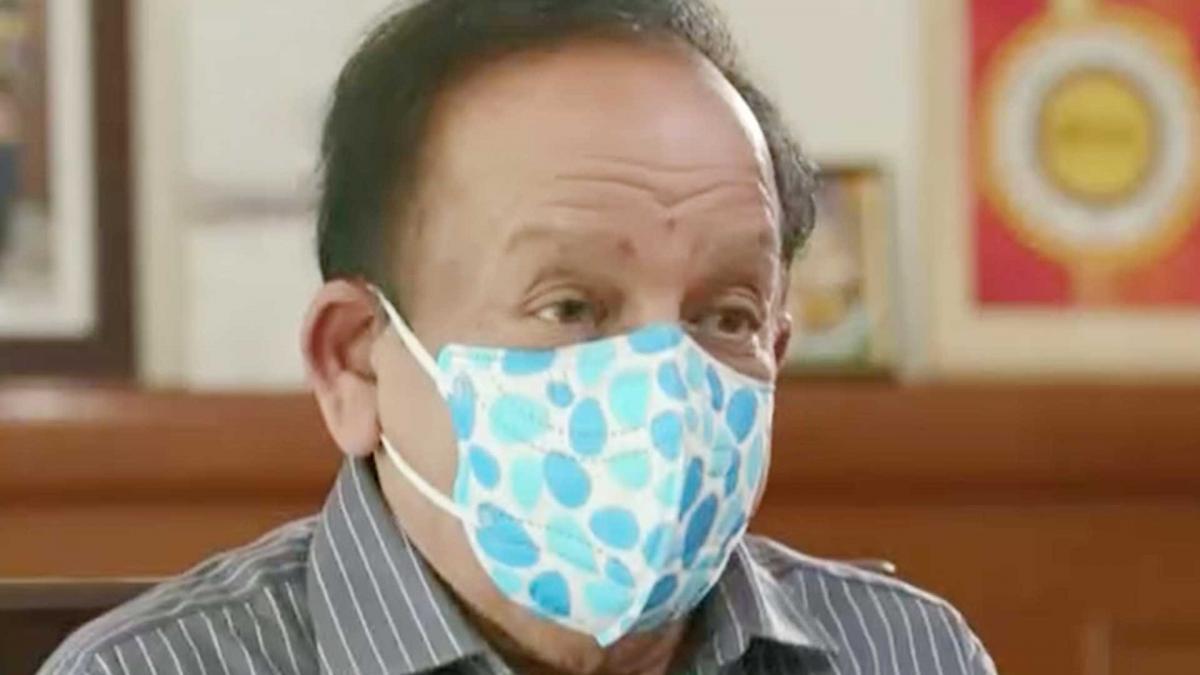 देश के स्वास्थ्य मंत्री डॉ हर्षवर्धन 