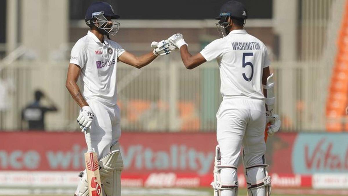 अक्षर पटेल और वॉशिंगटन सुंदर (फोटो- BCCI)