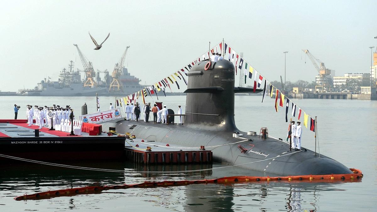 भारतीय नौसेना की ताकत बढ़ाएगा INS करंज (फोटो-PTI)