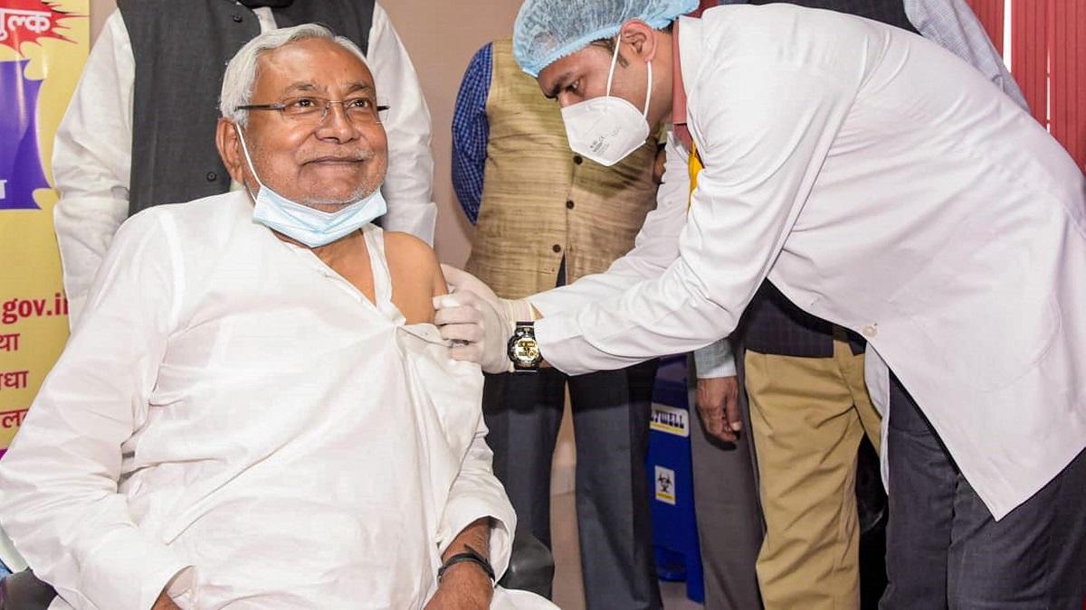 CM Nitish Kumar mission corona vaccination (Photo-PTI)