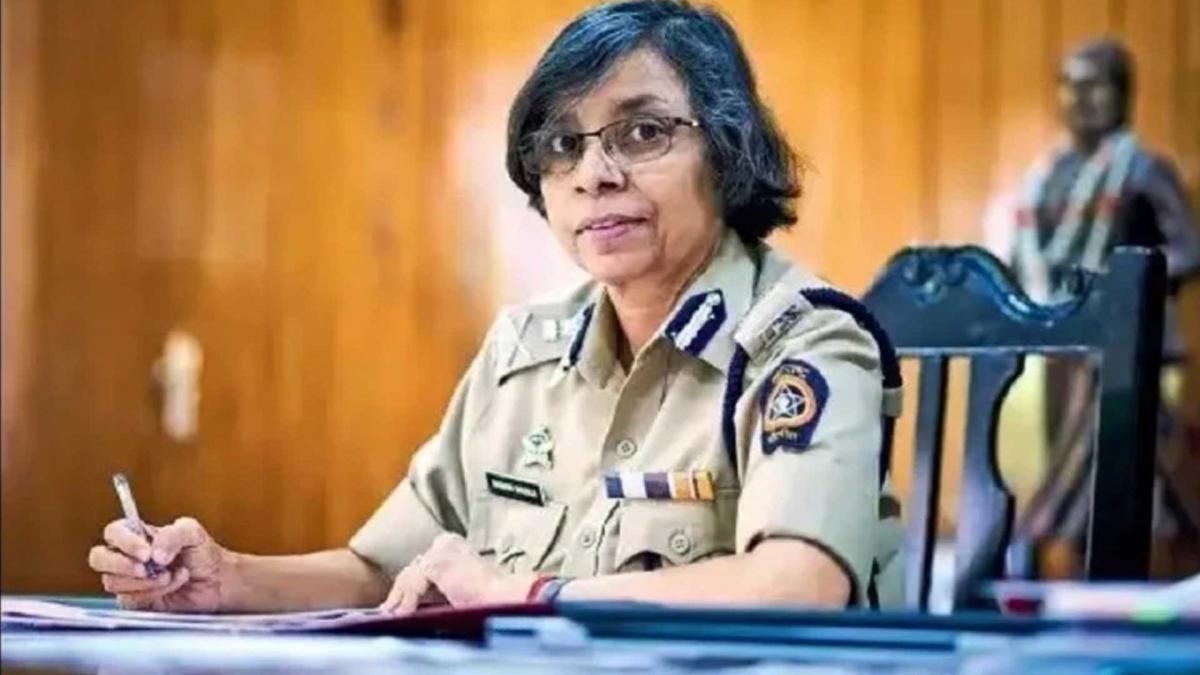 तत्कालीन इंटेलिजेंस कमिश्नर रश्मि शुक्ला