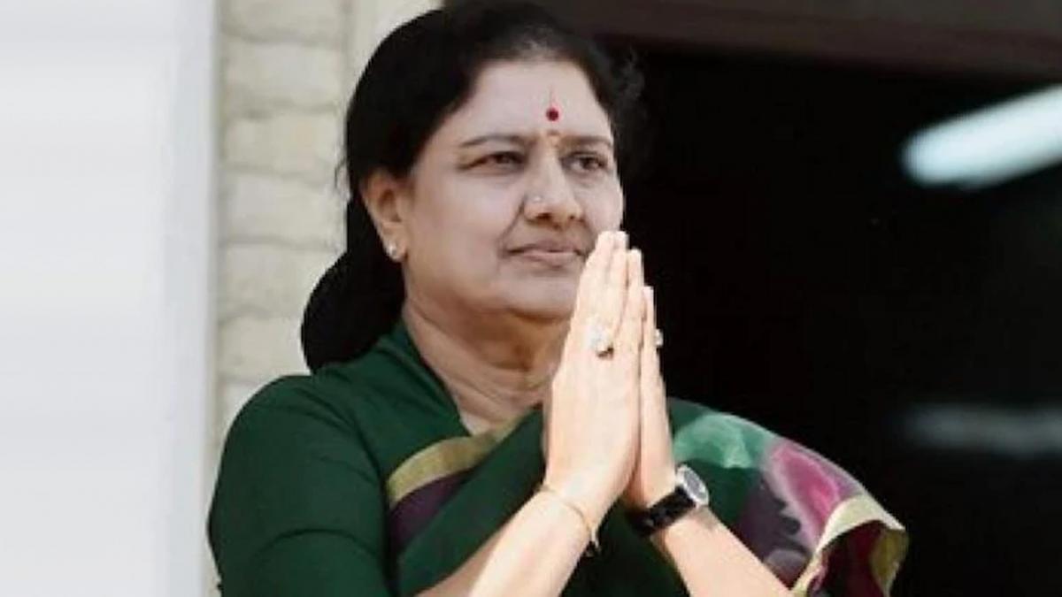 VK Sasikala announces retirement