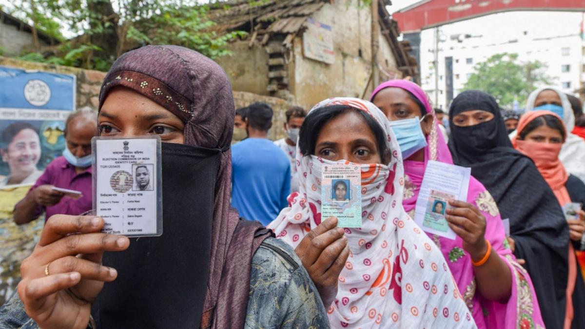 People in queue to cast their votes (File-PTI)