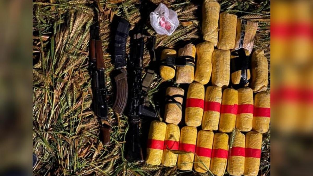 22-kg heroin, 2 AK-47 rifles seized