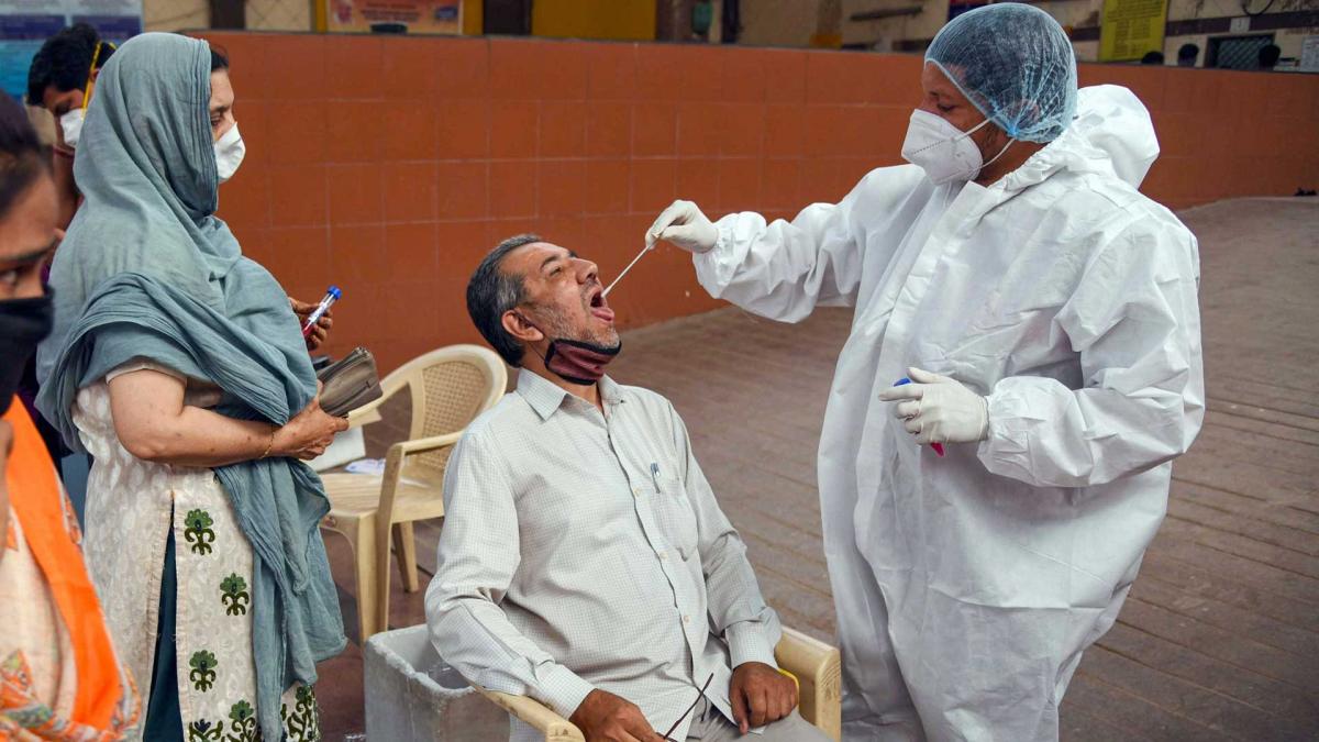 कोरोना के मामलों में गिरावट