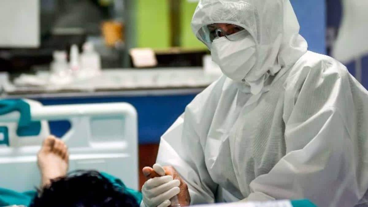 दिल्ली में गहराता जा रहा है कोरोना संकट.