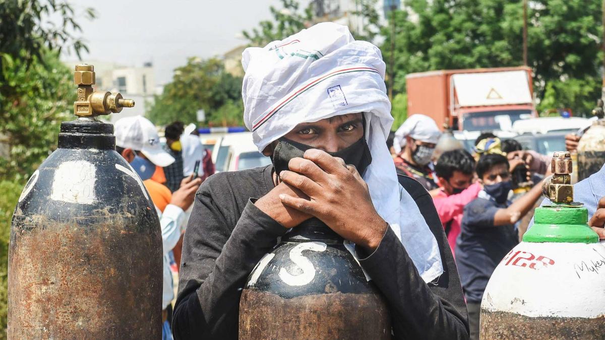 ऑक्सीजन की कालाबाजारी पर कोर्ट सख्त