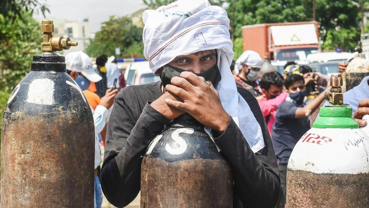 दिल्ली में कब थमेगा कोरोना संक्रमण (फोटो-PTI)