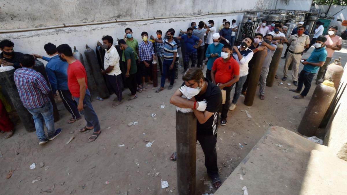 Relatives of COVID-19 patients (File-PTI)