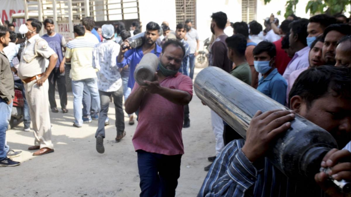 Oxygen Cylinders being shifted (File-PTI)