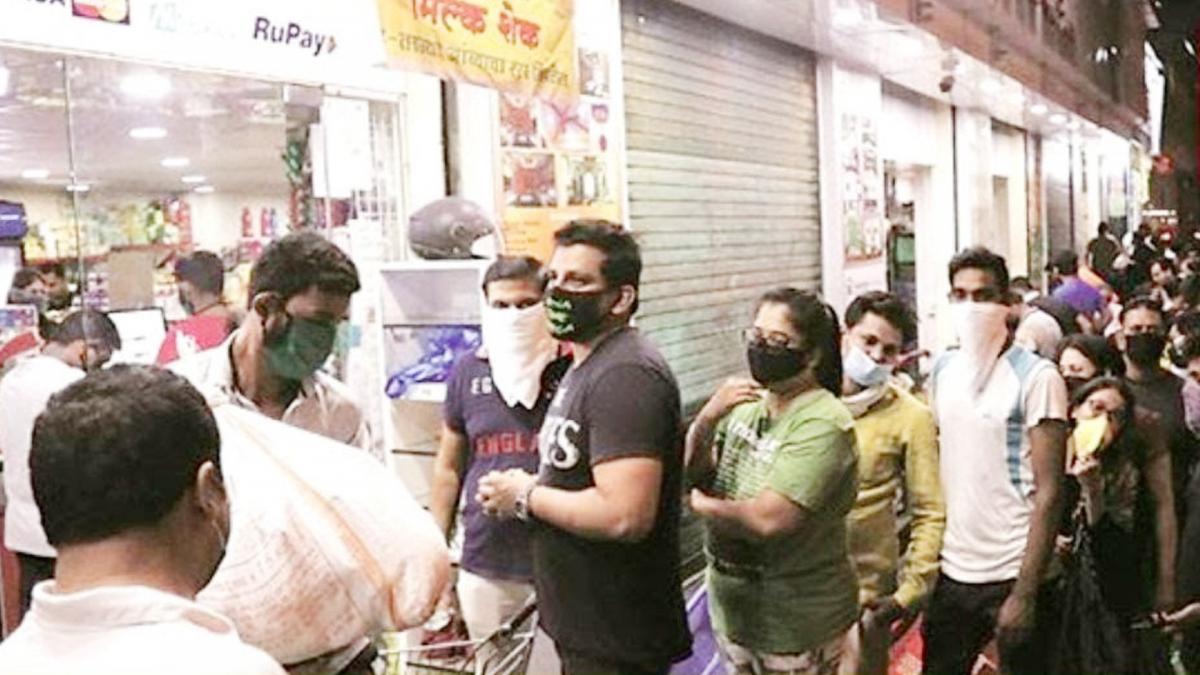 Fear of corona lockdown triggers panic buying