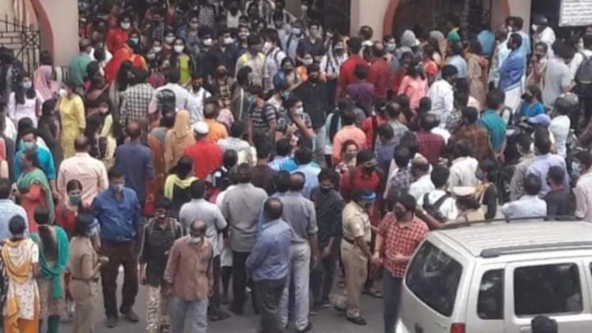 corona social distancing 