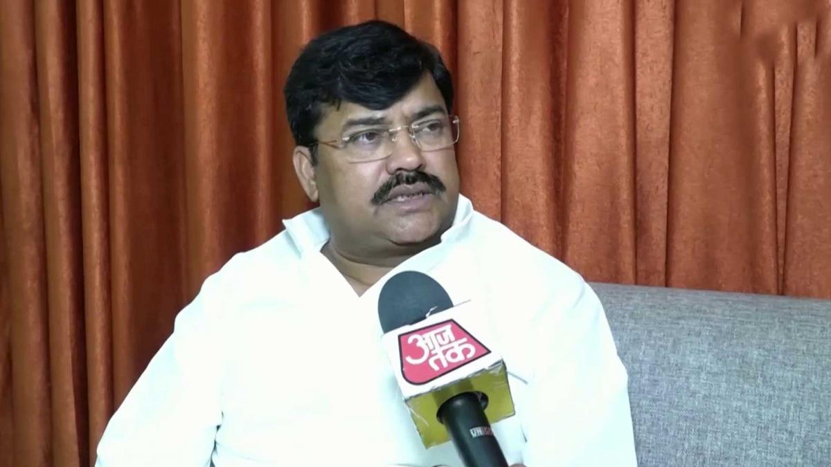 यूपी के जेल मंत्री जय कुमार सिंह