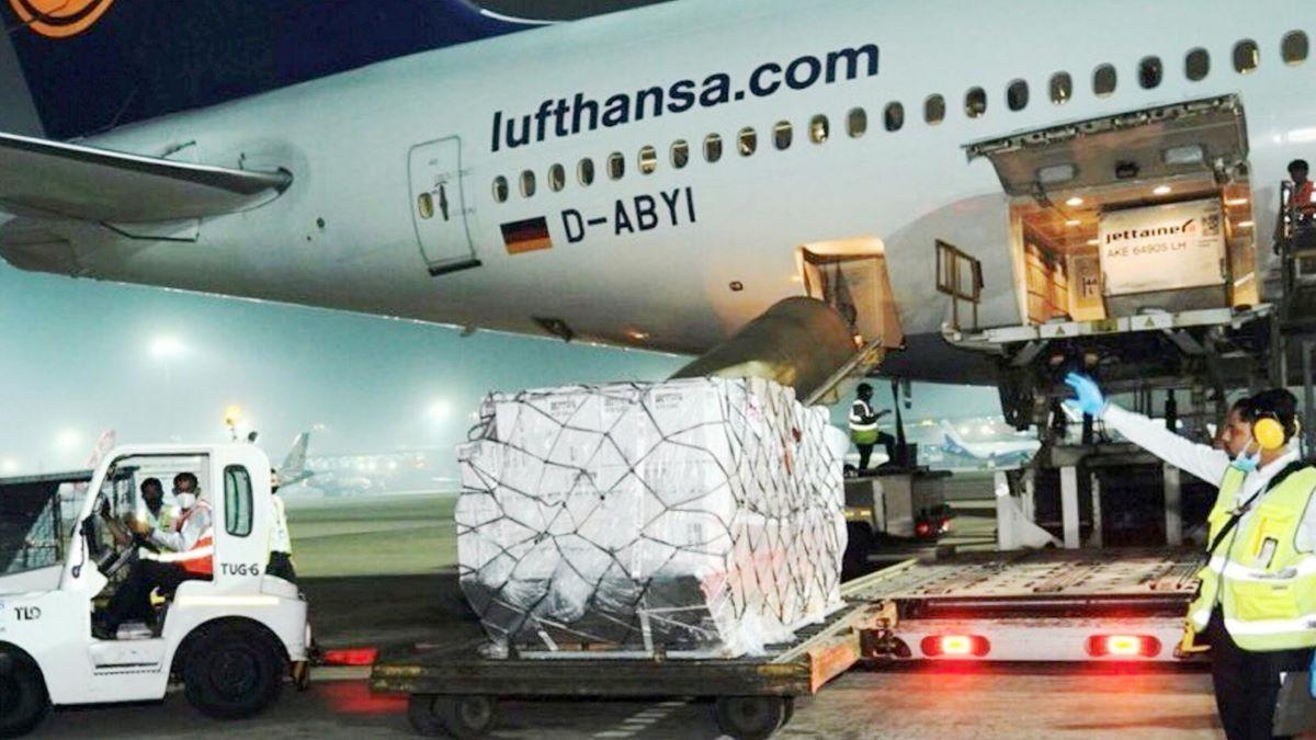  कोरोना संकट में बढ़े हाथ, देखें भारत की कैसे मदद कर रहे व‍िदेशी मुल्क