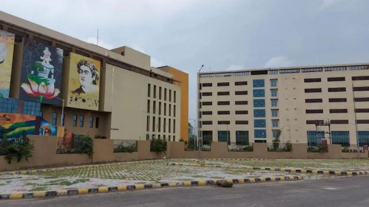 Jan Nayak Karpoori Thakur Medical College and Hospital