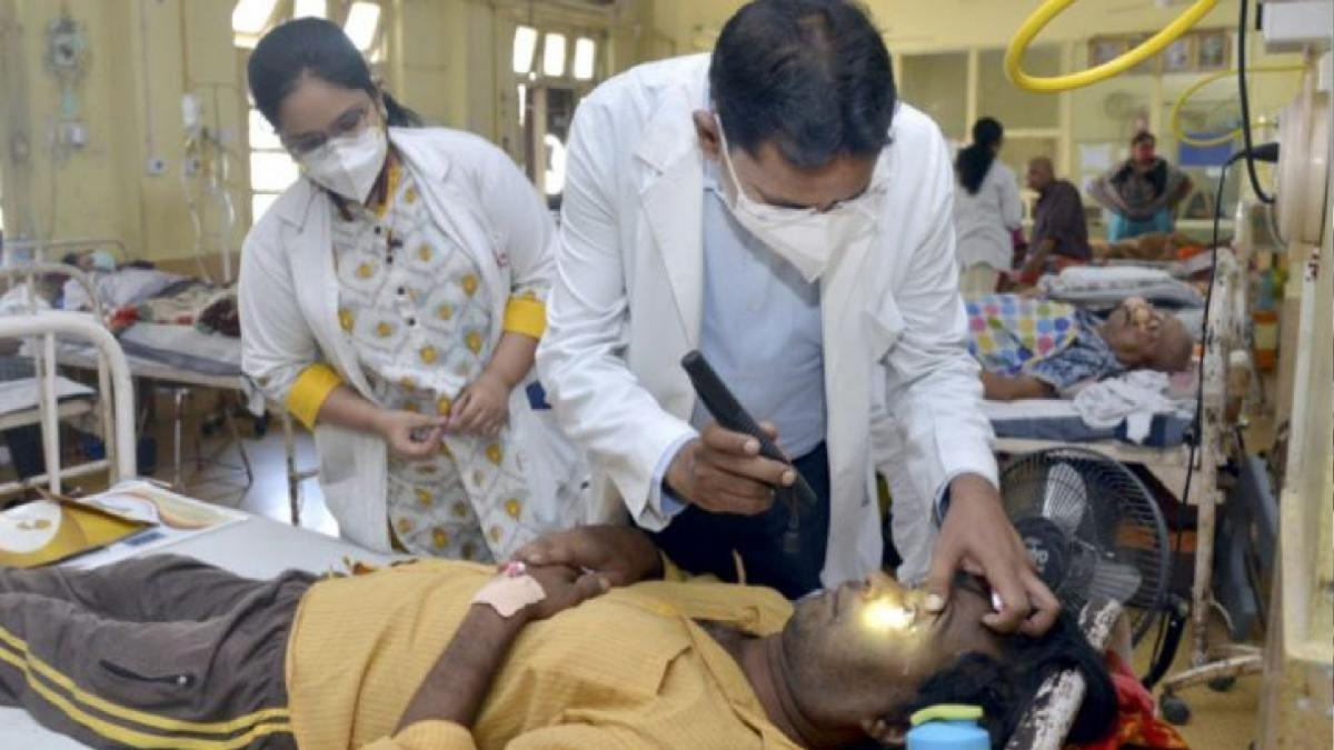ब्लैक फंगस की बीमारी दिन पर दिन बढ़ती ही जा रही है