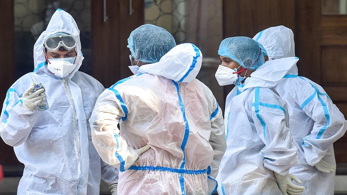 देश में बढ़ता जा रहा है कोरोना संकट