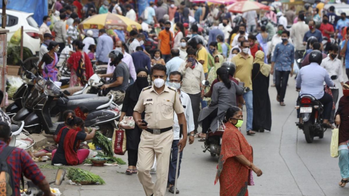 Huge crowds gather despite rise in Coronavirus cases (File-PTI)