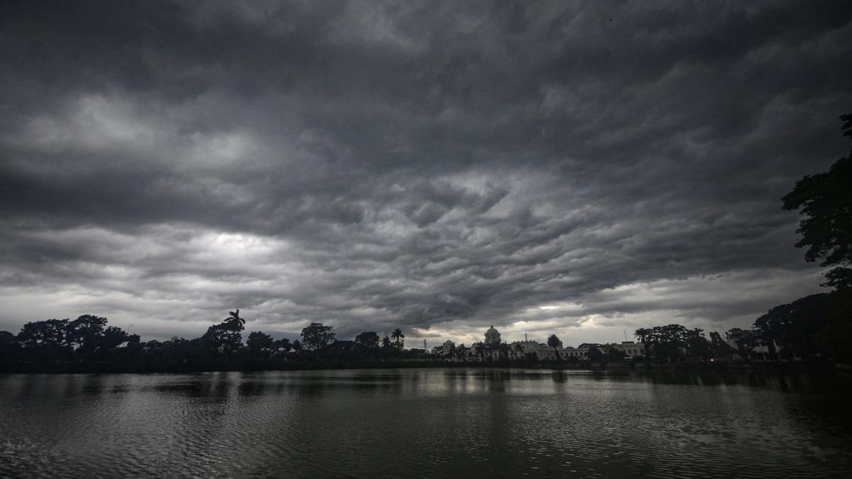 Cyclone Yaas: Thunderstorms damaged 80 houses in Bengal