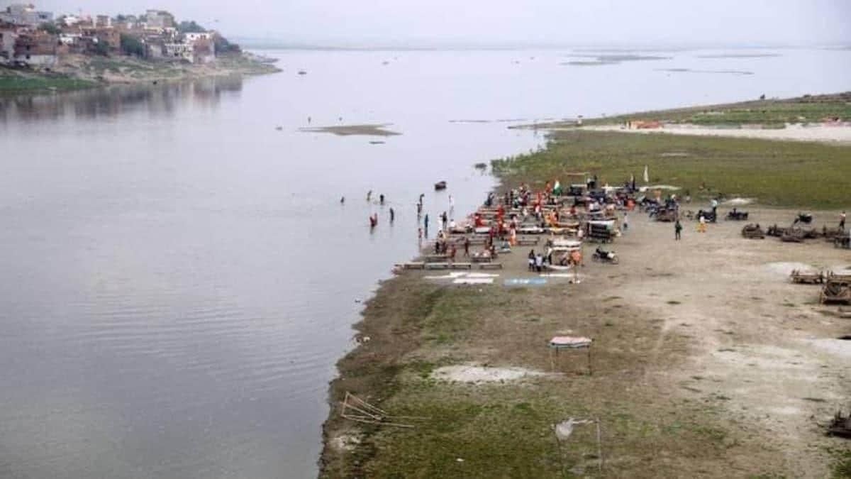 dead bodies in ganga bihar