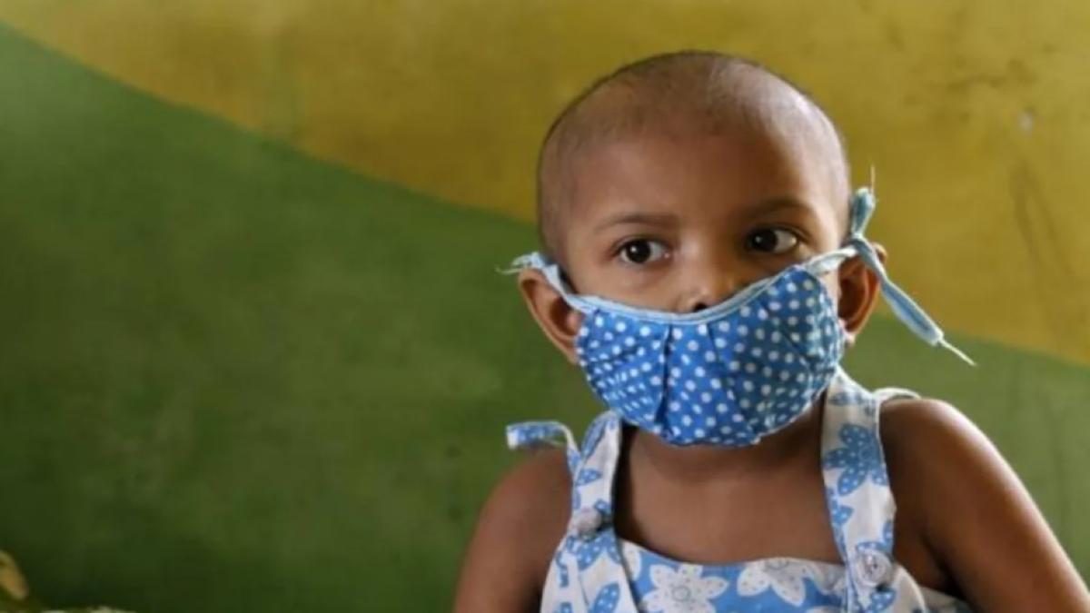 Corona की पहली वेब में बच्चे कैसे रहें खतरे से बाहर? देखें क्या बोले व‍िशेषज्ञ