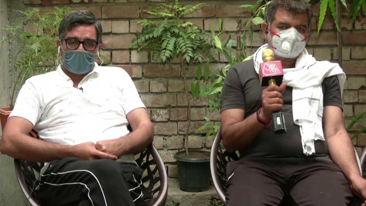 पहलवान सागर के परिजन