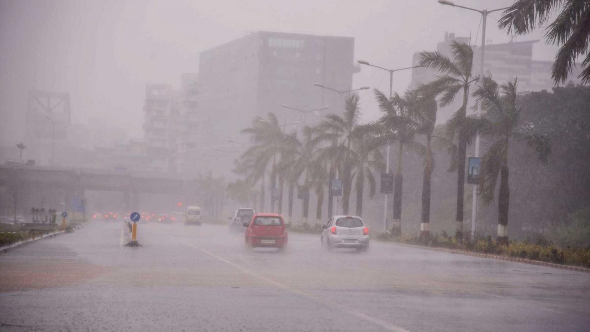 ताउते तूफान से कहर