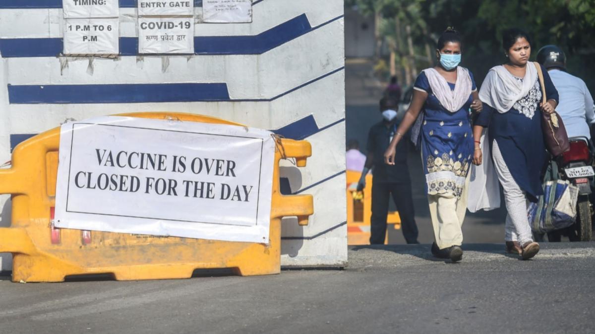 Vaccine Drive halted in Mumbai-Delhi (File-PTI)